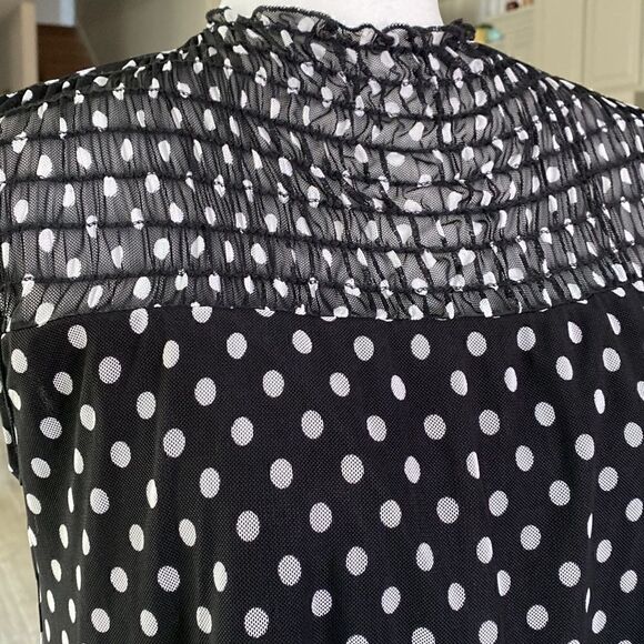Kim & Cami Sleeveless Black Mock Ruffled Neck White Polka Dots Sheer S - Picture 3 of 12